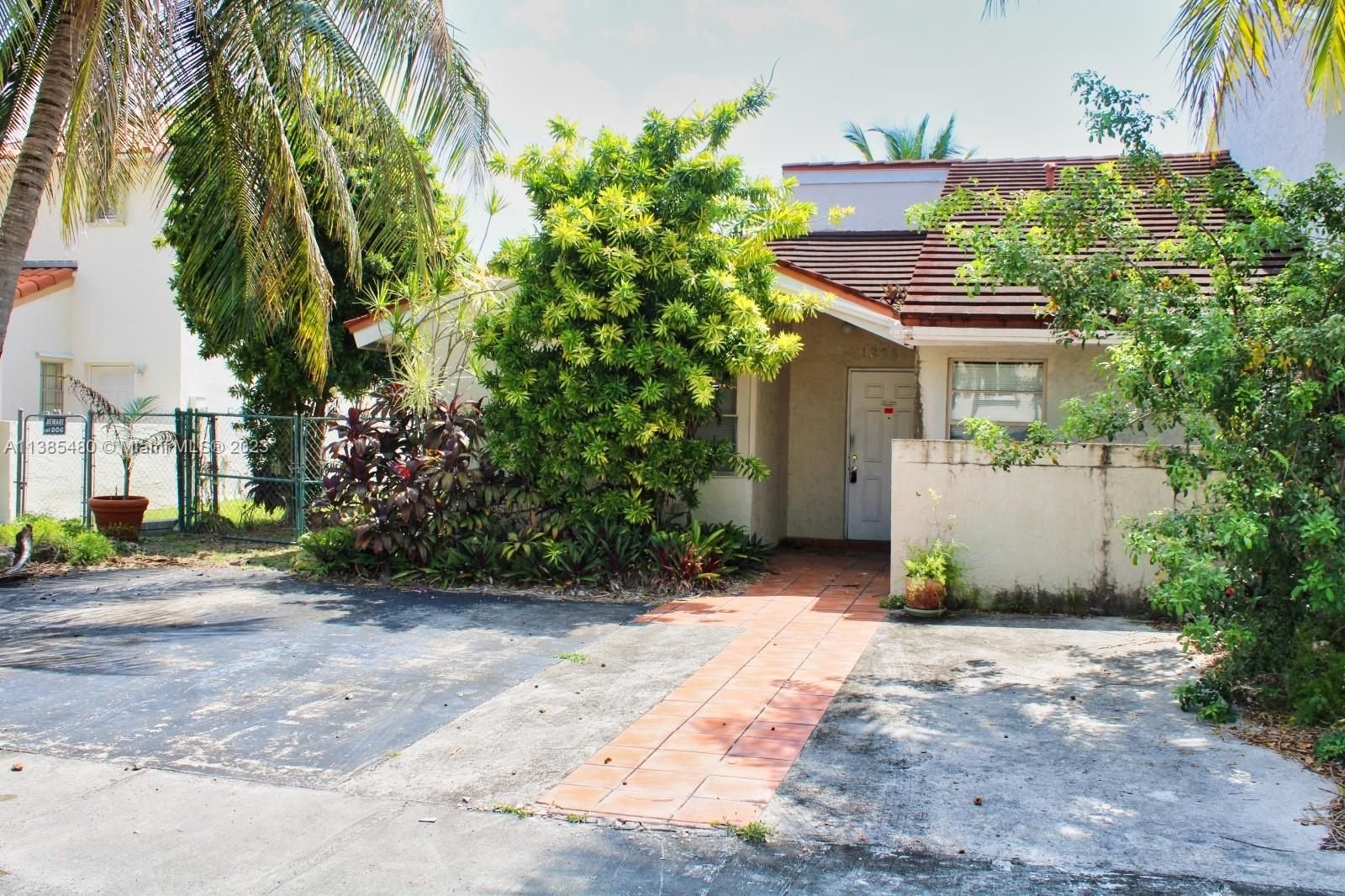Real estate property located at 1235 117th Ct, Miami-Dade County, Miami, FL