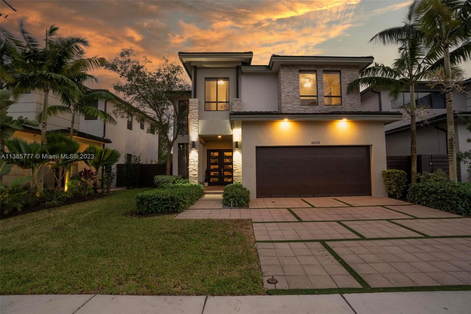Real estate property located at 16156 136th Way, Miami-Dade County, Miami, FL