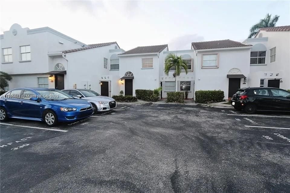 Real estate property located at 4874 97th Ct #360, Miami-Dade County, Doral, FL