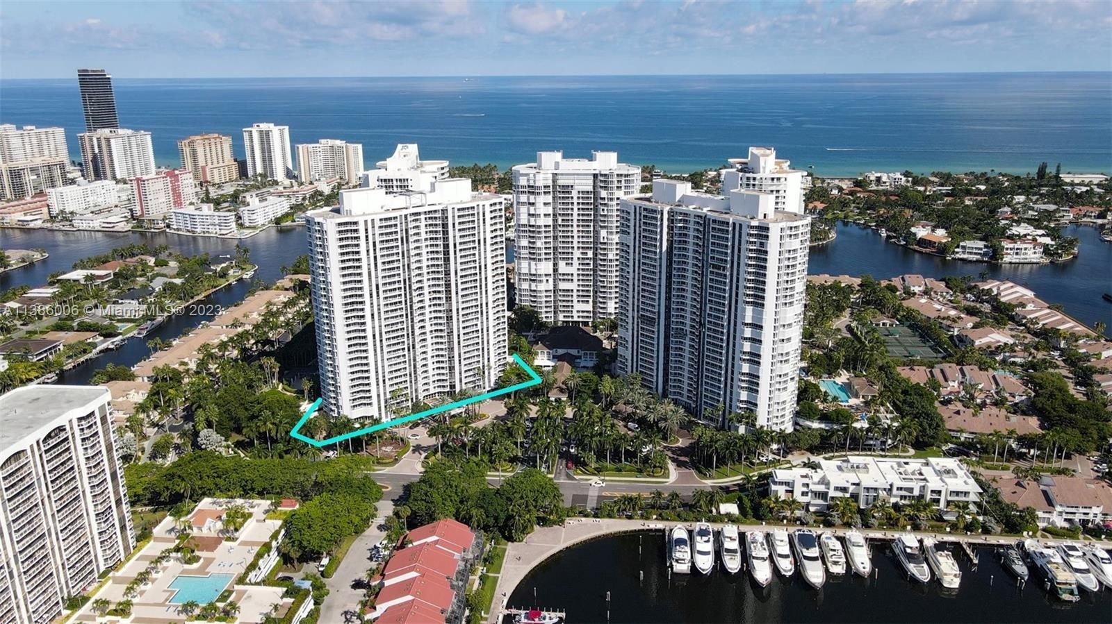 Real estate property located at 21205 Yacht Club Dr #308, Miami-Dade County, Aventura, FL