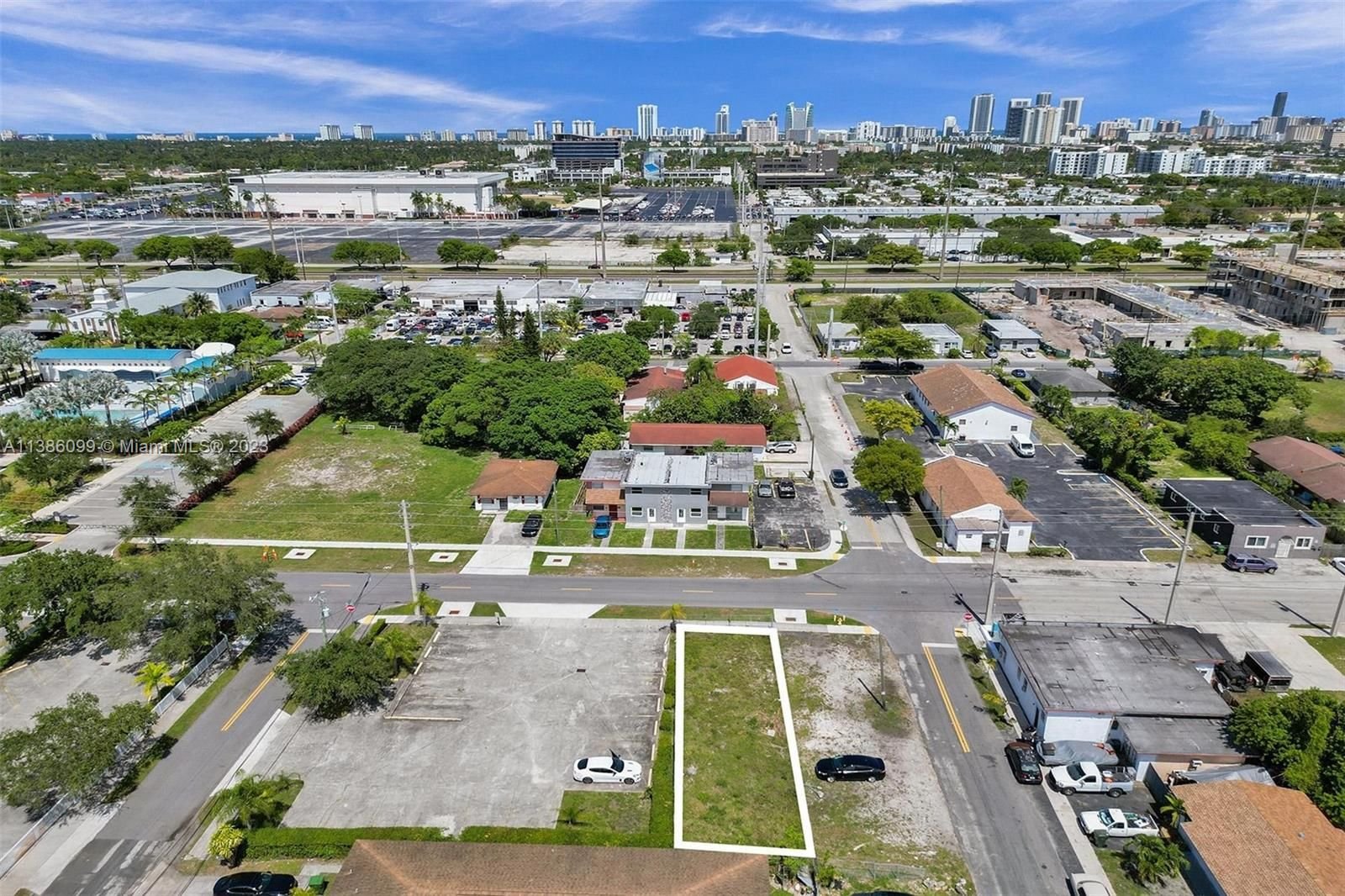 Real estate property located at 2 Nw Ave, Broward County, OCEAN PARK, Hallandale Beach, FL