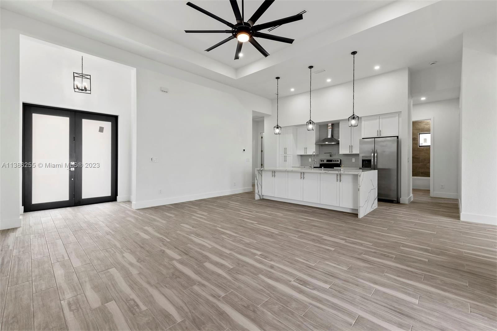 Real estate property located at 2207 19th Ave, Lee County, Cape Coral, FL