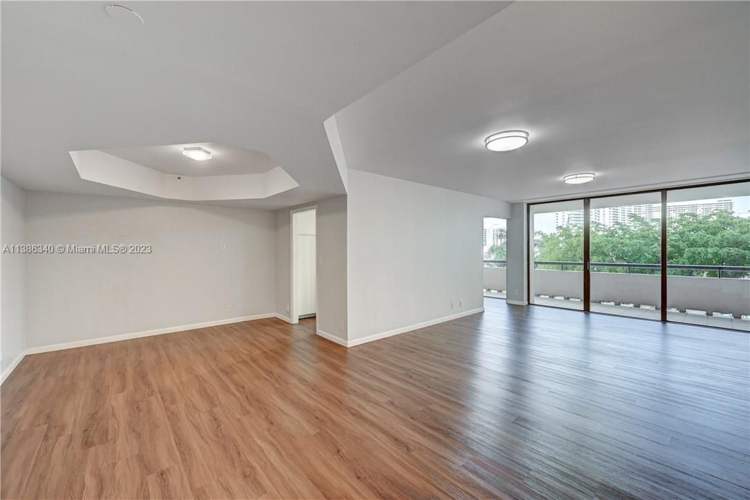 Real estate property located at 19667 Turnberry Way #3F, Miami-Dade County, Aventura, FL