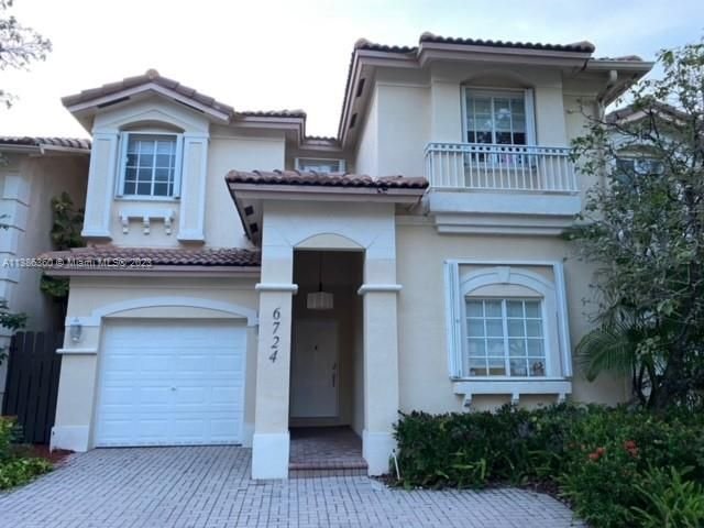 Real estate property located at 6724 107th Pl, Miami-Dade County, Doral, FL