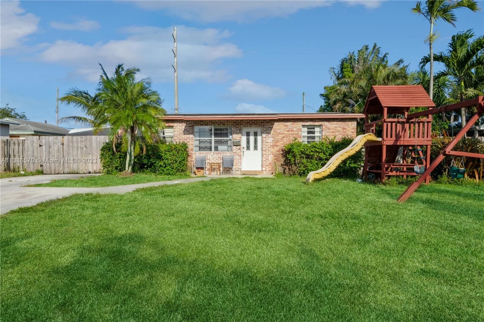 Real estate property located at 4300 10th Ter, Broward County, Oakland Park, FL