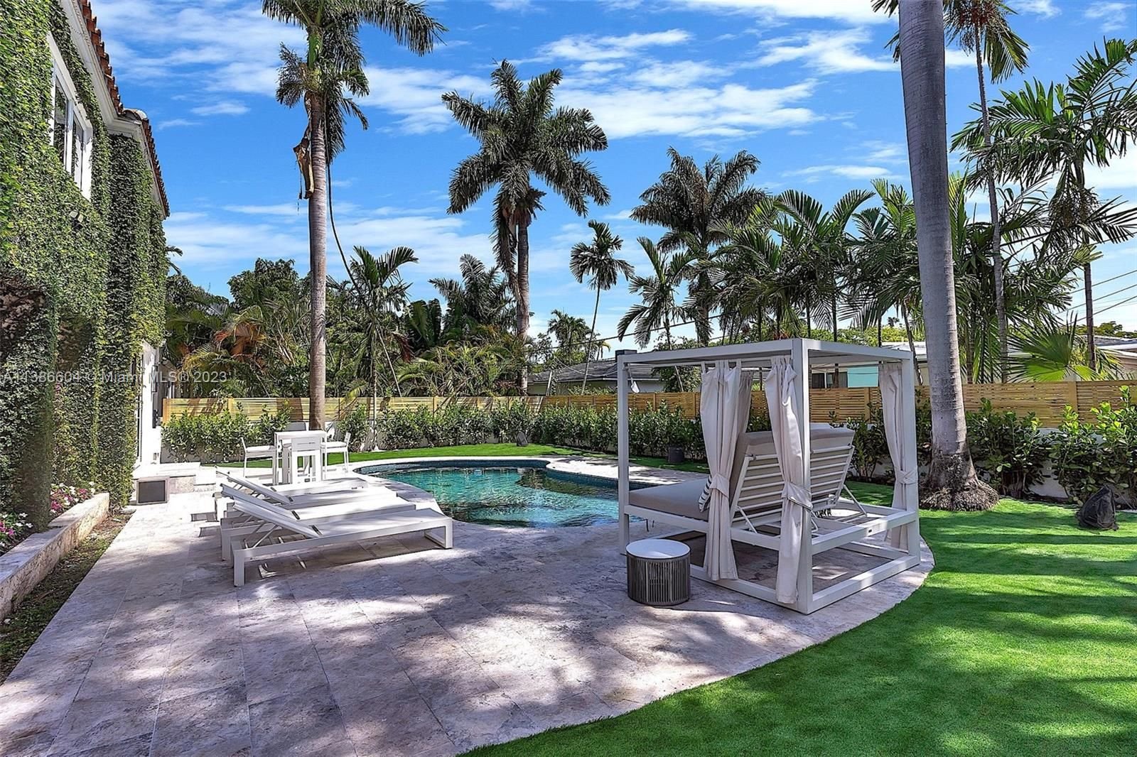 Real estate property located at 5715 Bay Rd, Miami-Dade County, Miami Beach, FL