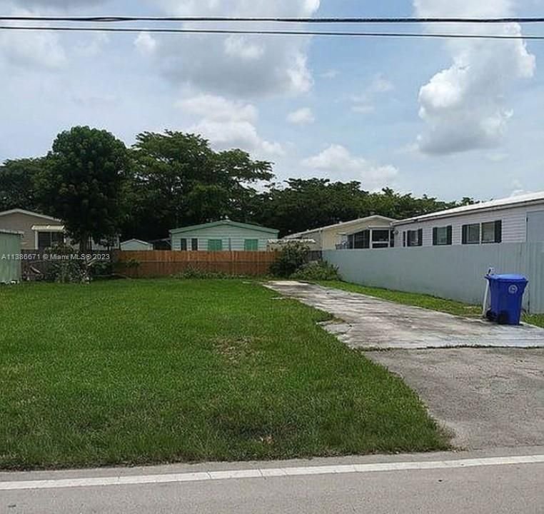 Real estate property located at 601 215th Ave, Broward County, HERITAGE CITY SEC 2, Pembroke Pines, FL