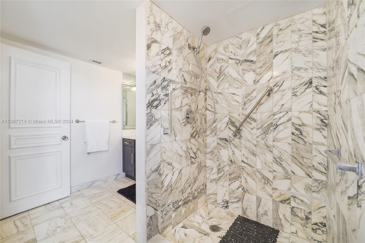 Real estate property located at 5500 Collins Ave #701, Miami-Dade County, Miami Beach, FL