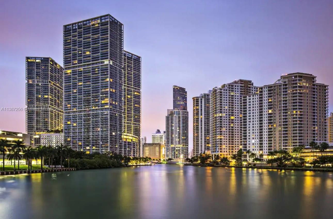Real estate property located at 485 Brickell Ave #4711, Miami-Dade County, Miami, FL