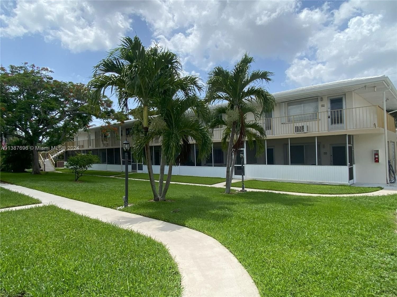 Real estate property located at 11 4th Ave #36, Palm Beach County, MARANATHA APTS INC, Boca Raton, FL
