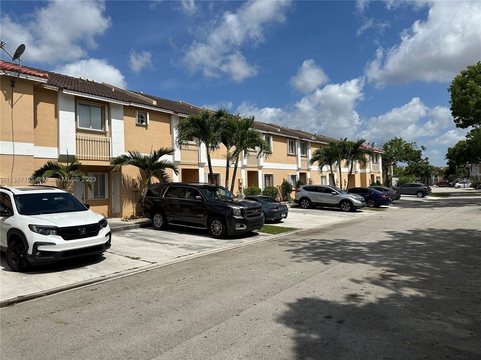 Real estate property located at 17816 141st Ct, Miami-Dade County, Miami, FL