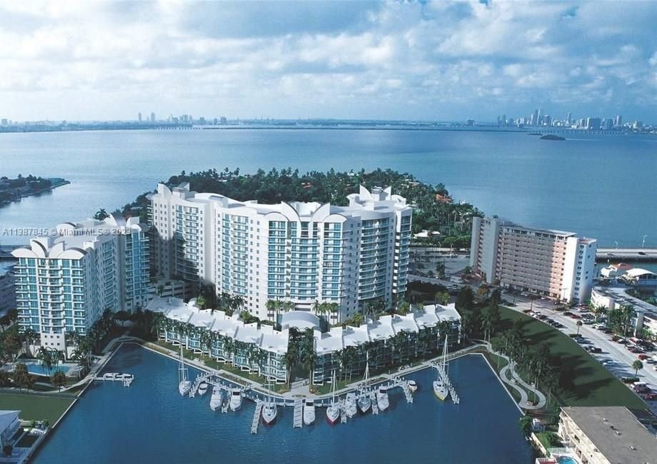 Real estate property located at 7900 Harbor Island Dr #703, Miami-Dade County, North Bay Village, FL