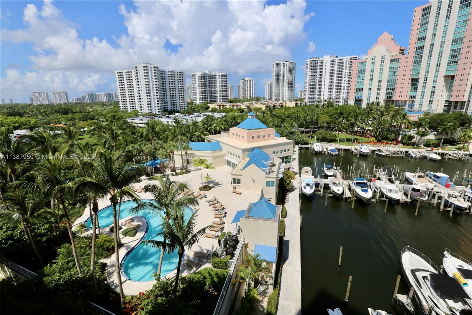 Real estate property located at 3340 190th St #805, Miami-Dade County, Aventura, FL