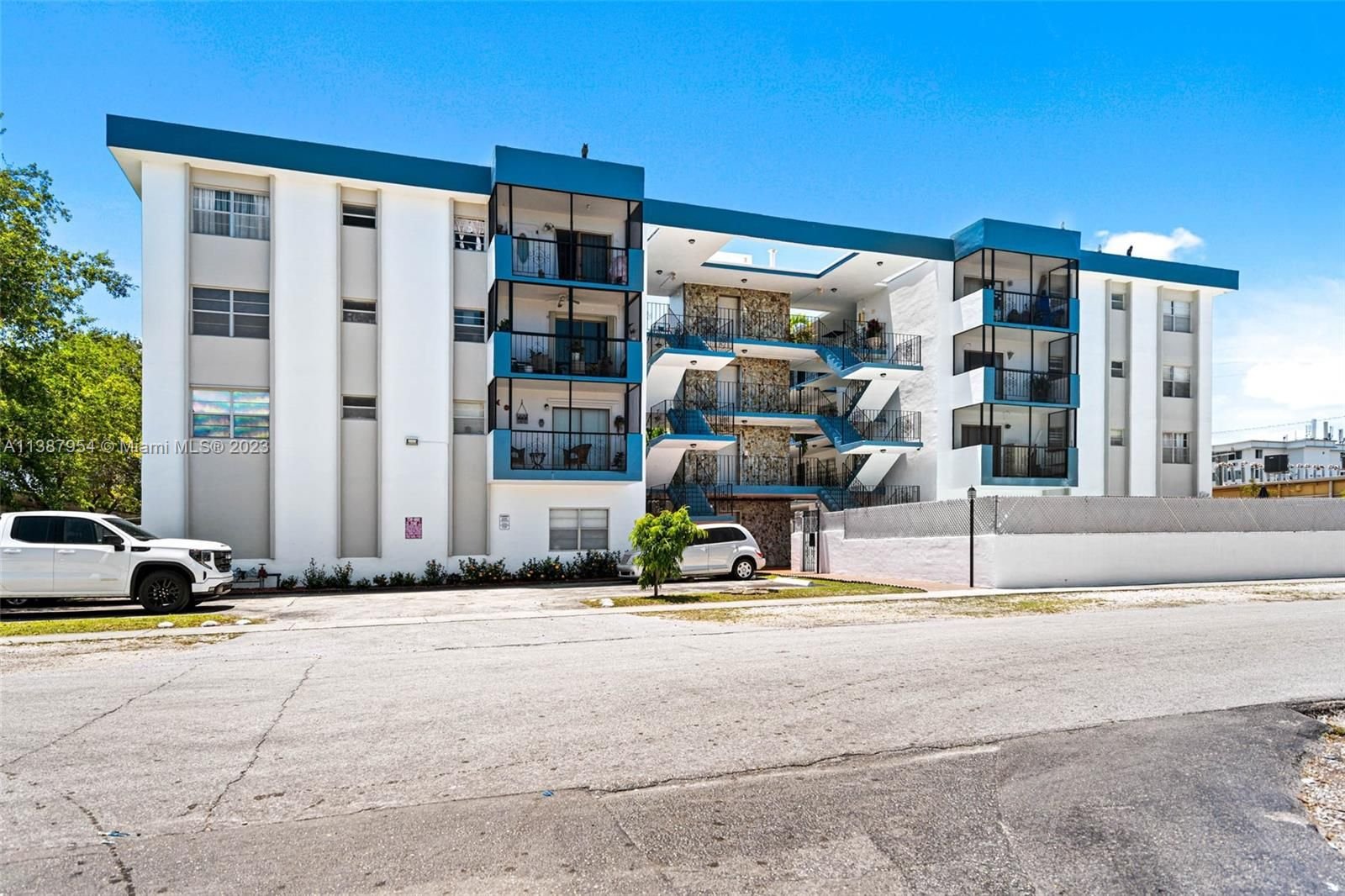 Real estate property located at 1230 139th St #307, Miami-Dade County, North Miami, FL