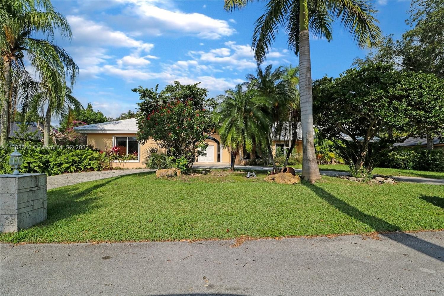 Real estate property located at 13304 106th Ave, Miami-Dade County, Miami, FL