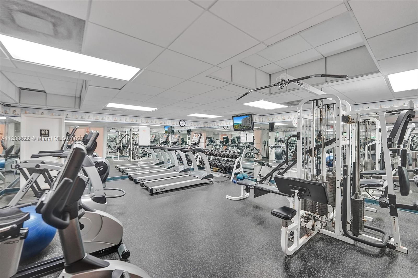 Real estate property located at 2899 Collins Ave PH F, Miami-Dade County, Miami Beach, FL