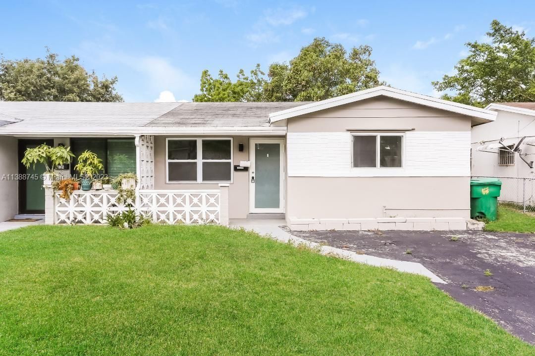 Real estate property located at 1225 58th Ave, Broward County, Lauderhill, FL