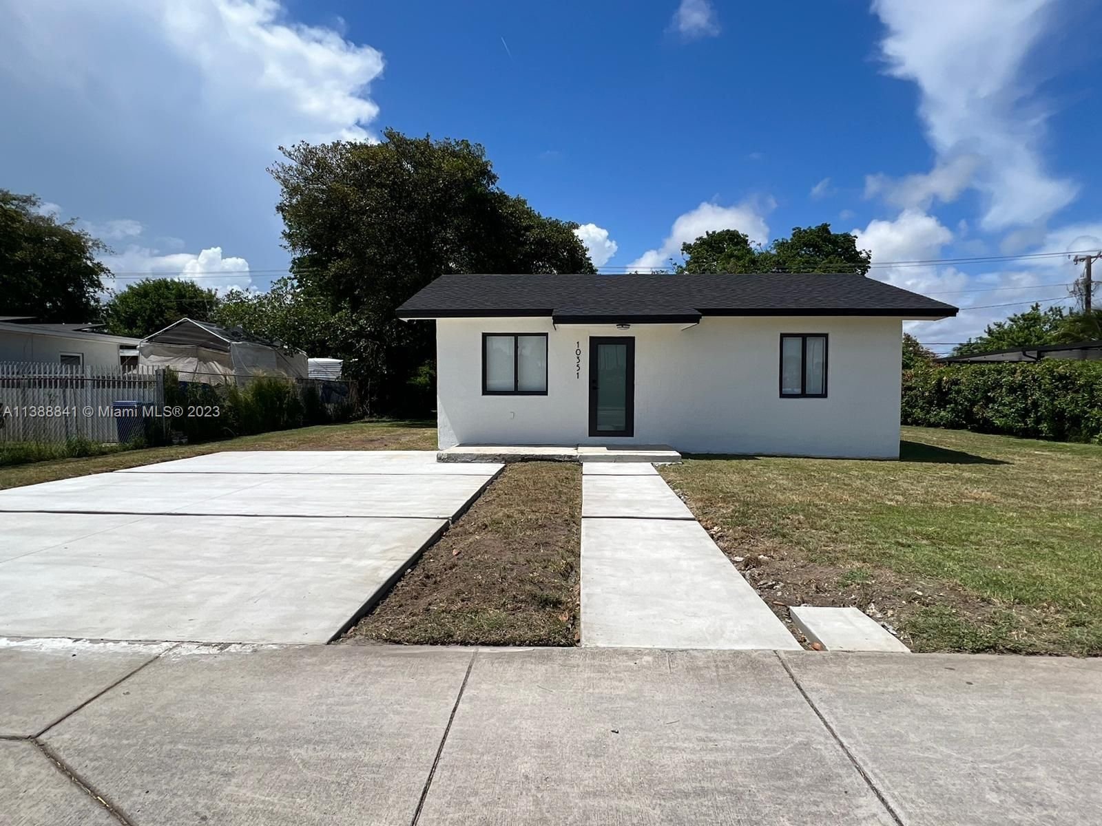Real estate property located at 10351 184th St, Miami-Dade County, Cutler Bay, FL