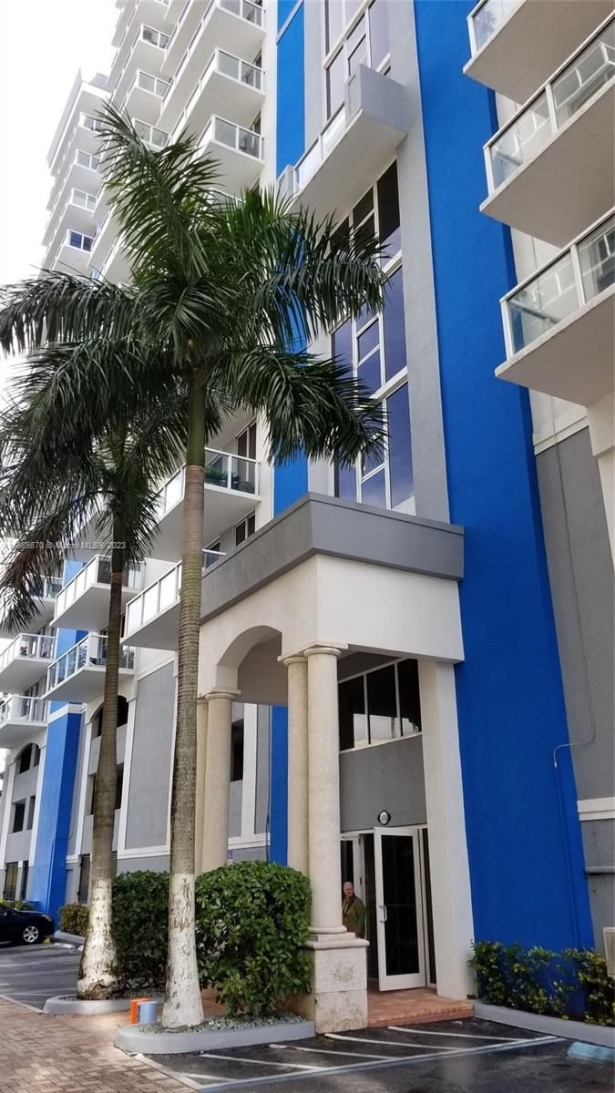 Real estate property located at 5085 7th St TS4, Miami-Dade County, BLUE LAGOON CONDO, Miami, FL