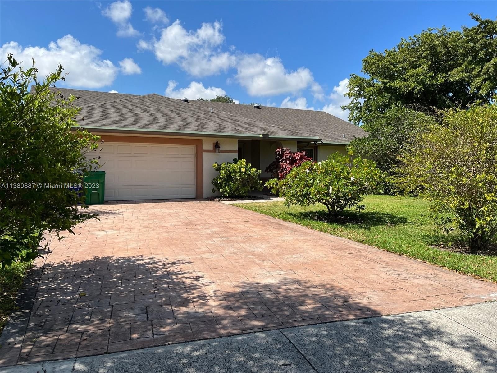 Real estate property located at 9820 Forest Drive, Broward County, Miramar, FL