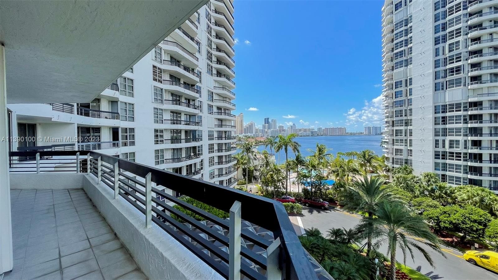 Real estate property located at 19195 Mystic Pointe Dr #605, Miami-Dade County, Aventura, FL