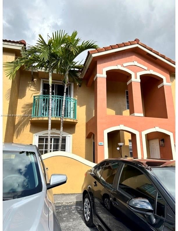Real estate property located at 7225 173rd Dr #904-9, Miami-Dade County, BONITA GOLF VIEW TOWNVILL, Hialeah, FL