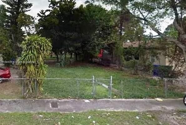 Real estate property located at 6315 1st Ave, Miami-Dade County, Miami, FL