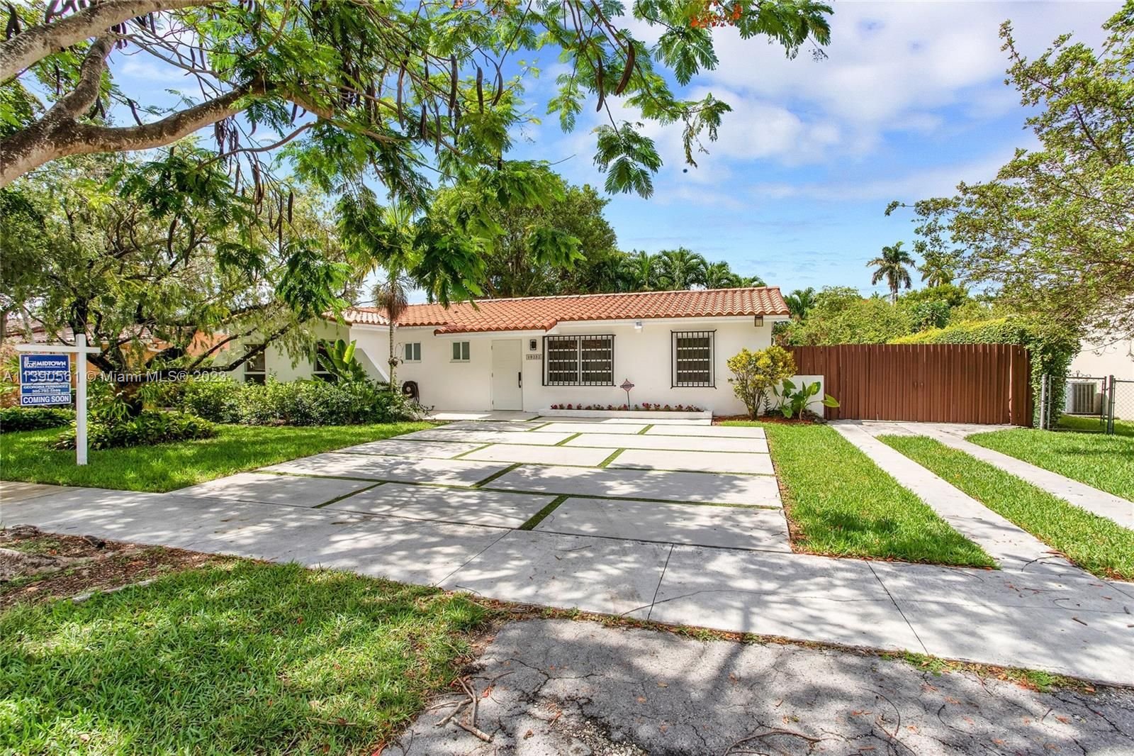 Real estate property located at 10232 27th St, Miami-Dade County, Miami, FL
