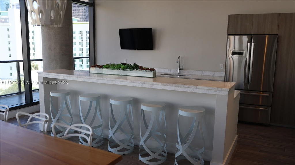 Real estate property located at 201 17th Rd #606, Miami-dade, Cassa Brickell Condo, Miami, FL