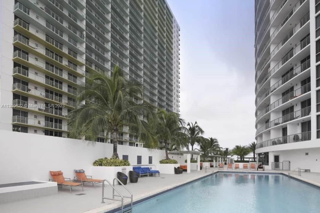 Real estate property located at 1750 Bayshore Dr #4007, Miami-Dade County, Miami, FL
