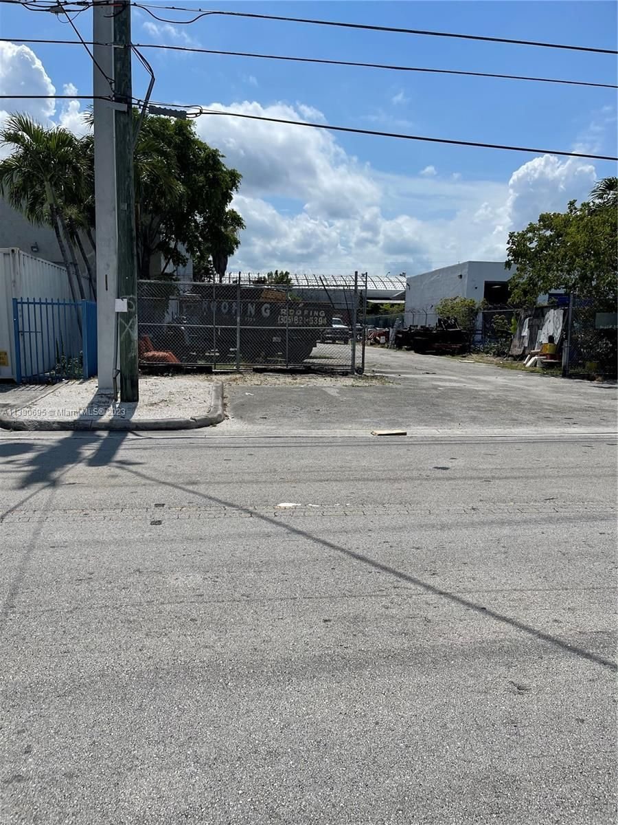 Real estate property located at , Miami-Dade County, HIALEAH 12TH ADDN AMD PL, Hialeah, FL