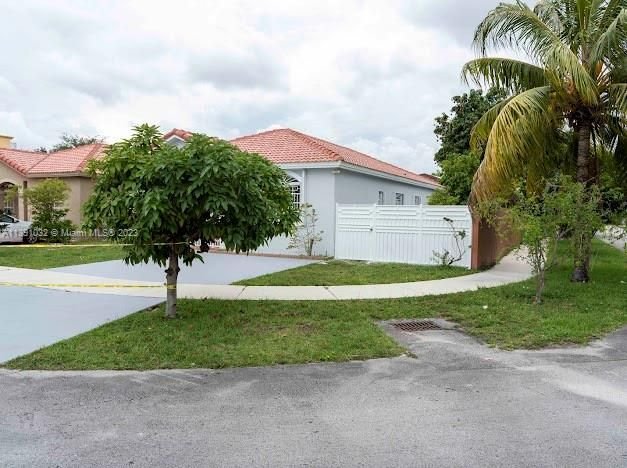 Real estate property located at 6994 5th Ave, Miami-Dade County, Hialeah, FL