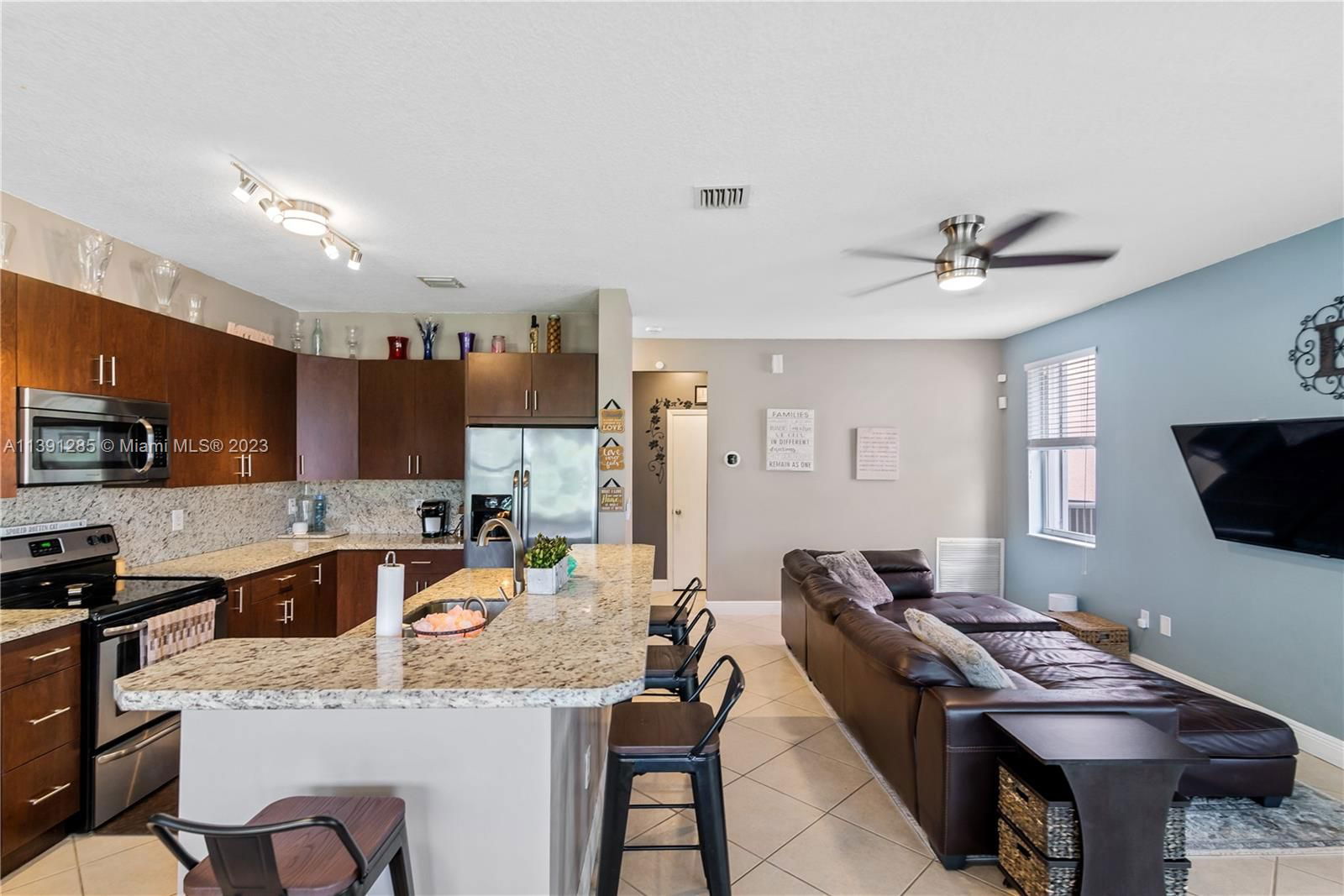 Real estate property located at 15240 6th Ct, Broward County, Pembroke Pines, FL