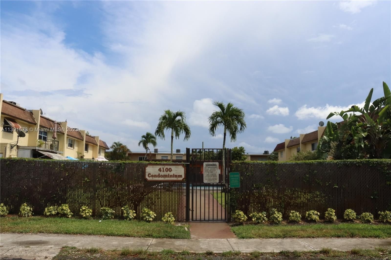 Real estate property located at 6546 41st St #6546, Broward County, Davie, FL