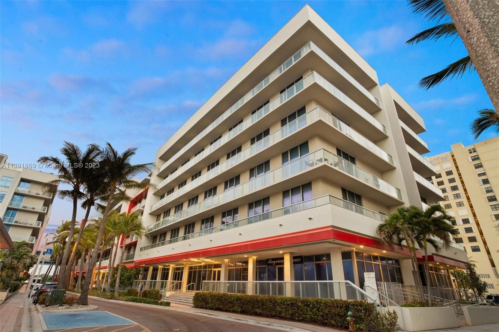 Real estate property located at 777 Ocean Dr S525, Broward County, Hollywood, FL