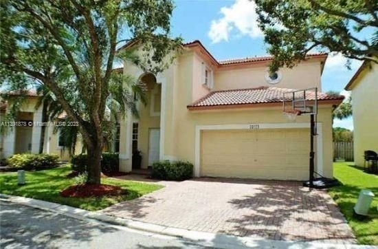 Real estate property located at 16014 Opal Creek Dr, Broward County, Weston, FL