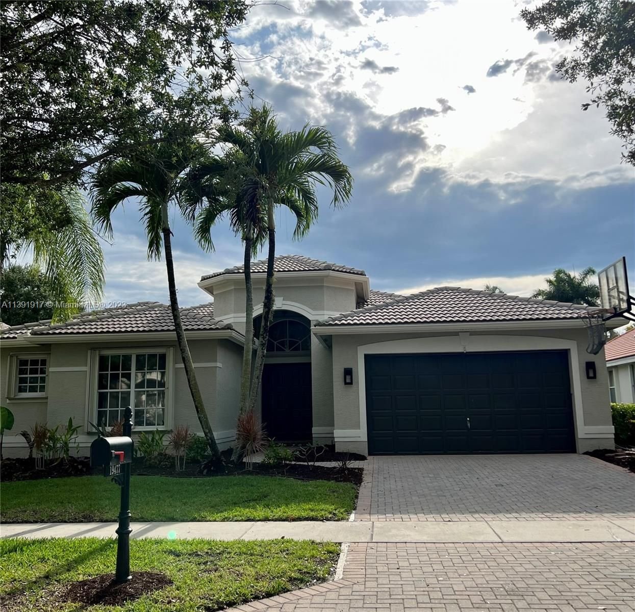Real estate property located at 19477 Estuary Dr, Palm Beach County, Boca Raton, FL