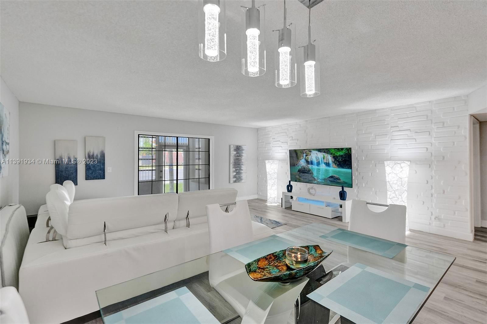 Real estate property located at 4770 21st St #104, Broward County, Lauderhill, FL
