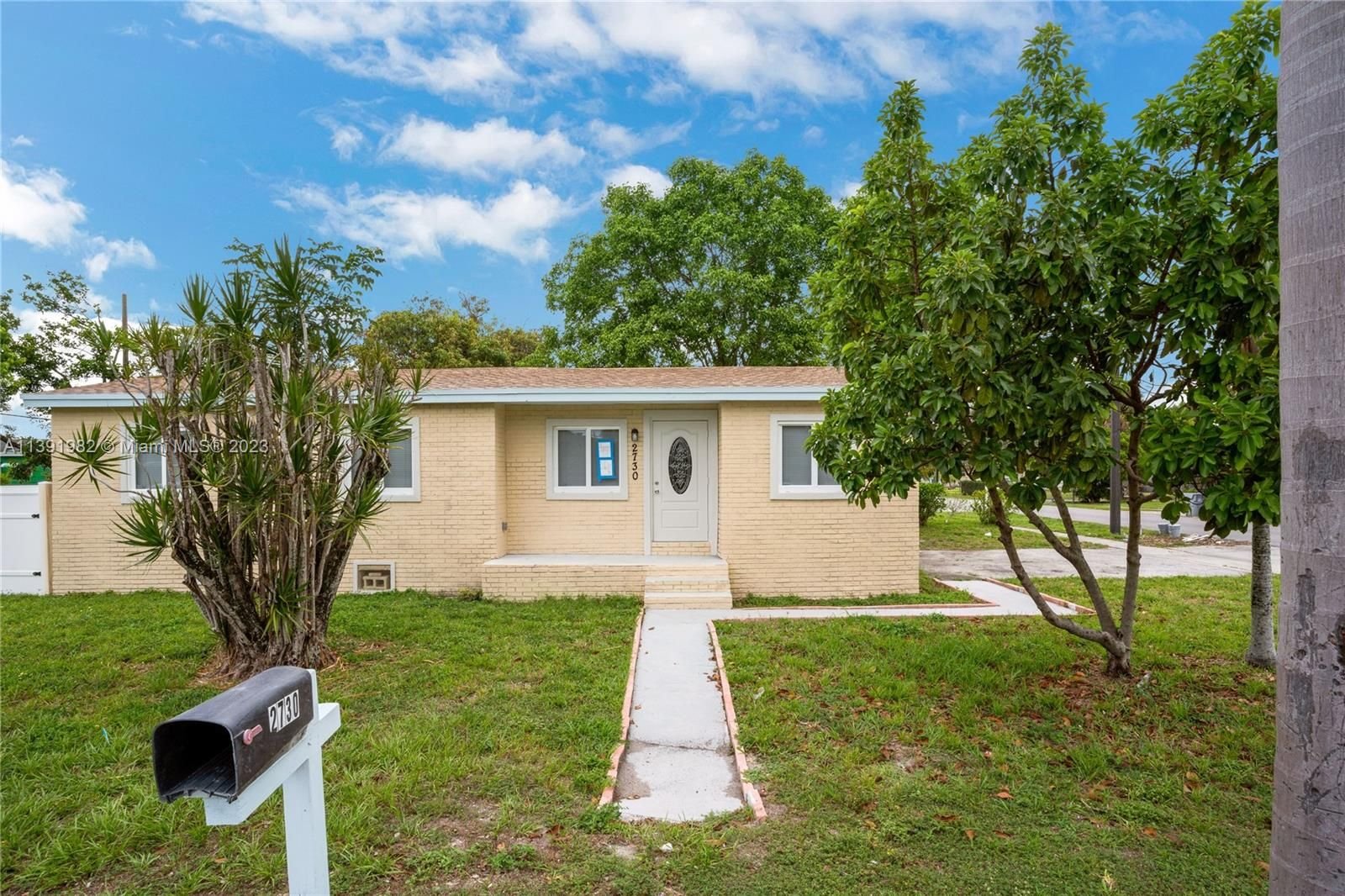 Real estate property located at 2730 8th St, Broward County, Pompano Beach, FL