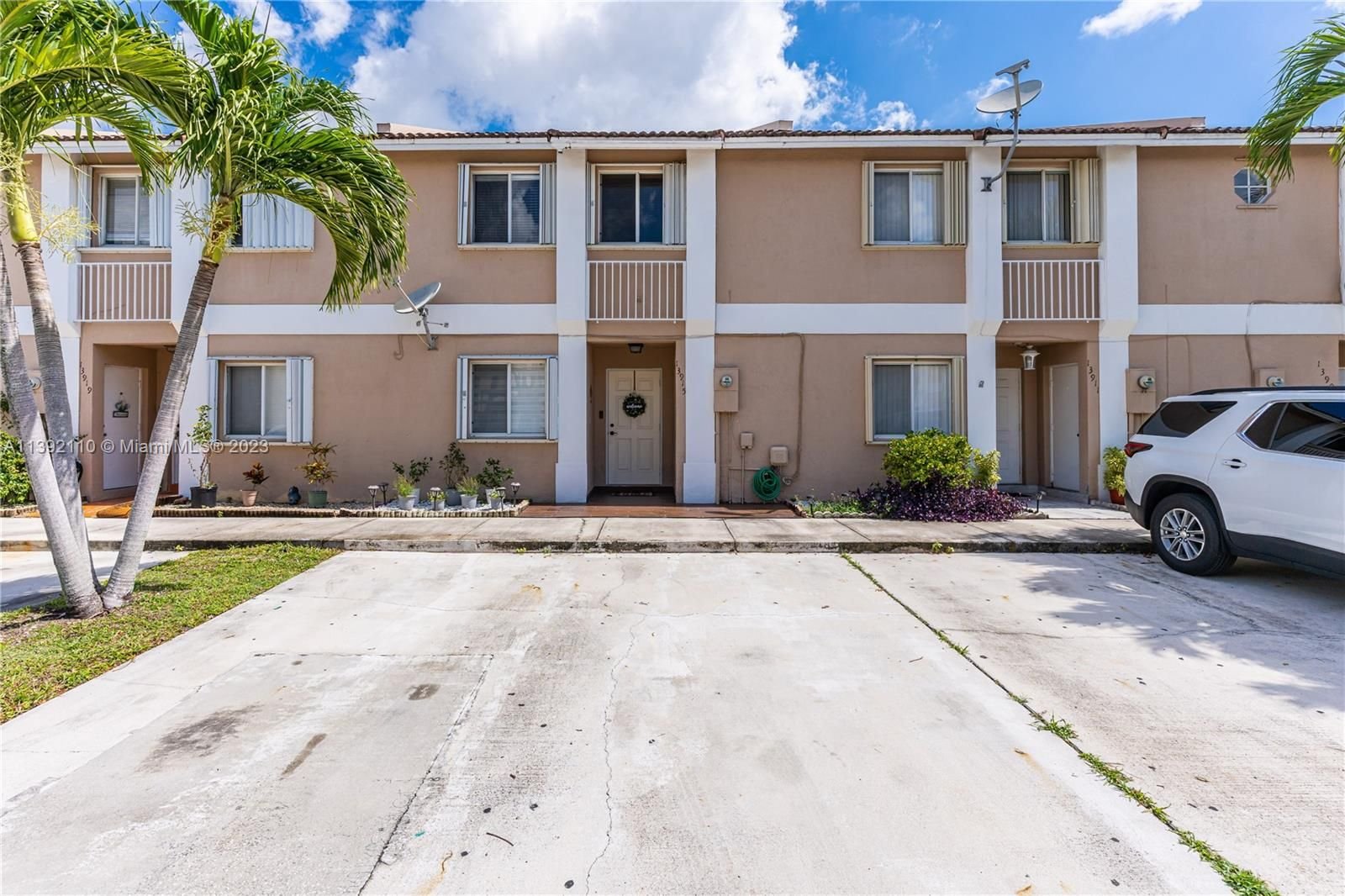 Real estate property located at 13915 177th St #13915, Miami-Dade County, Miami, FL