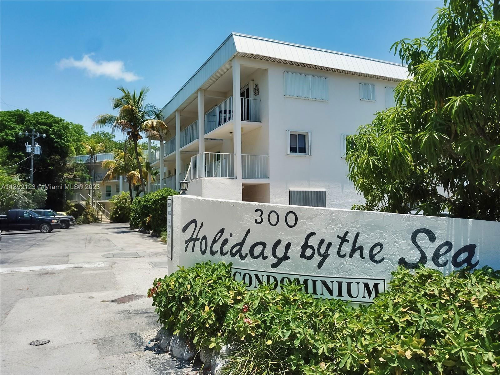 Real estate property located at 300 Ocean Drive #22, Monroe County, Key Largo, FL