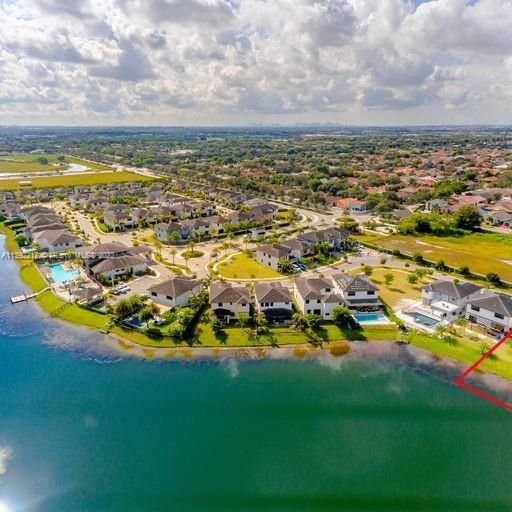 Real estate property located at 8981 154 Terr, Miami-Dade County, Miami Lakes, FL