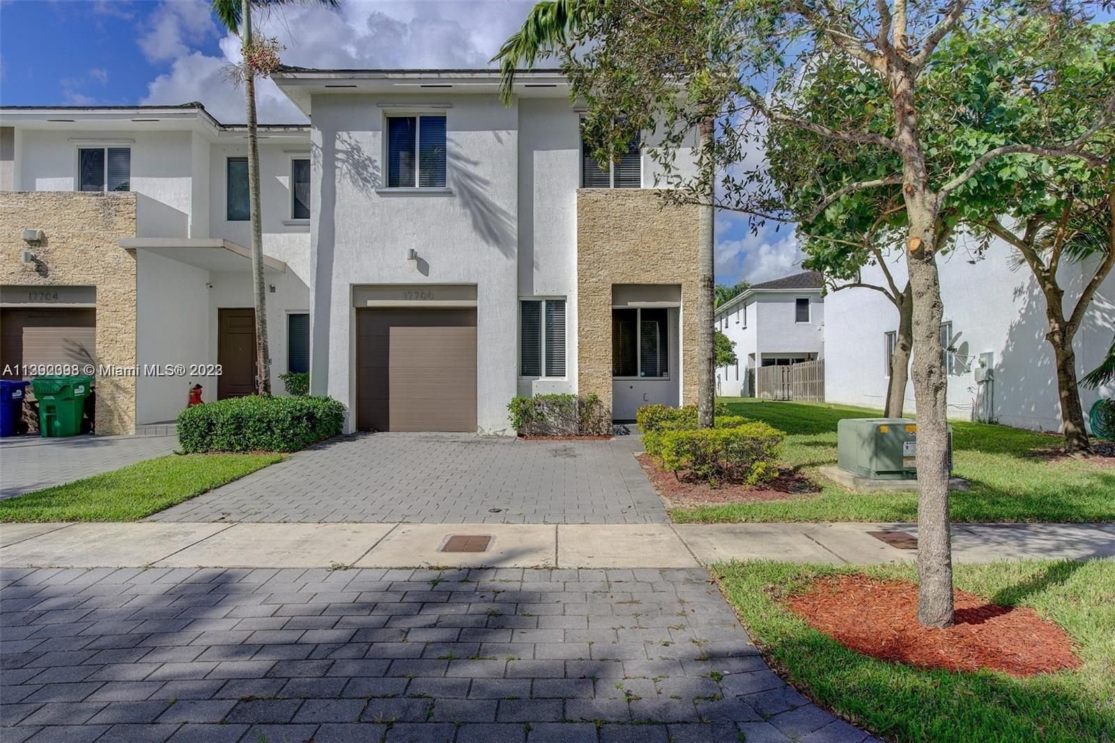 Real estate property located at 17700 149th Pl #17700, Miami-Dade County, Miami, FL