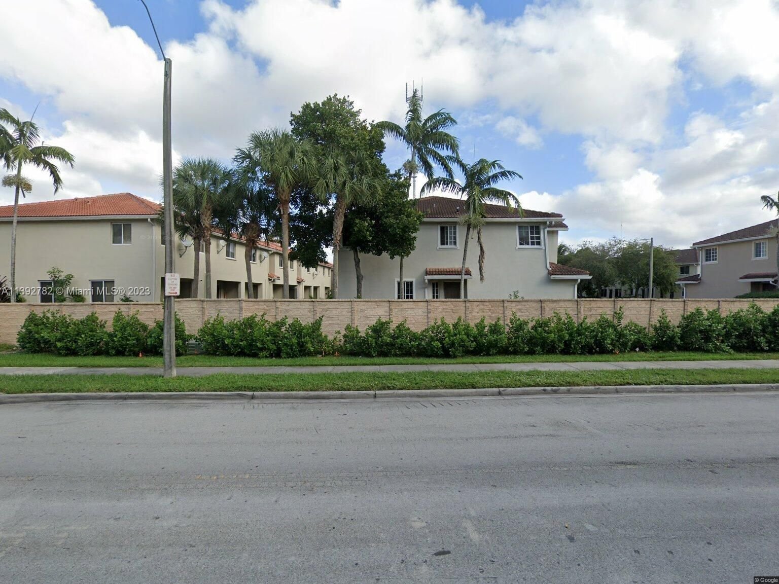 Real estate property located at 21115 14th Pl #131, Miami-Dade County, Miami Gardens, FL
