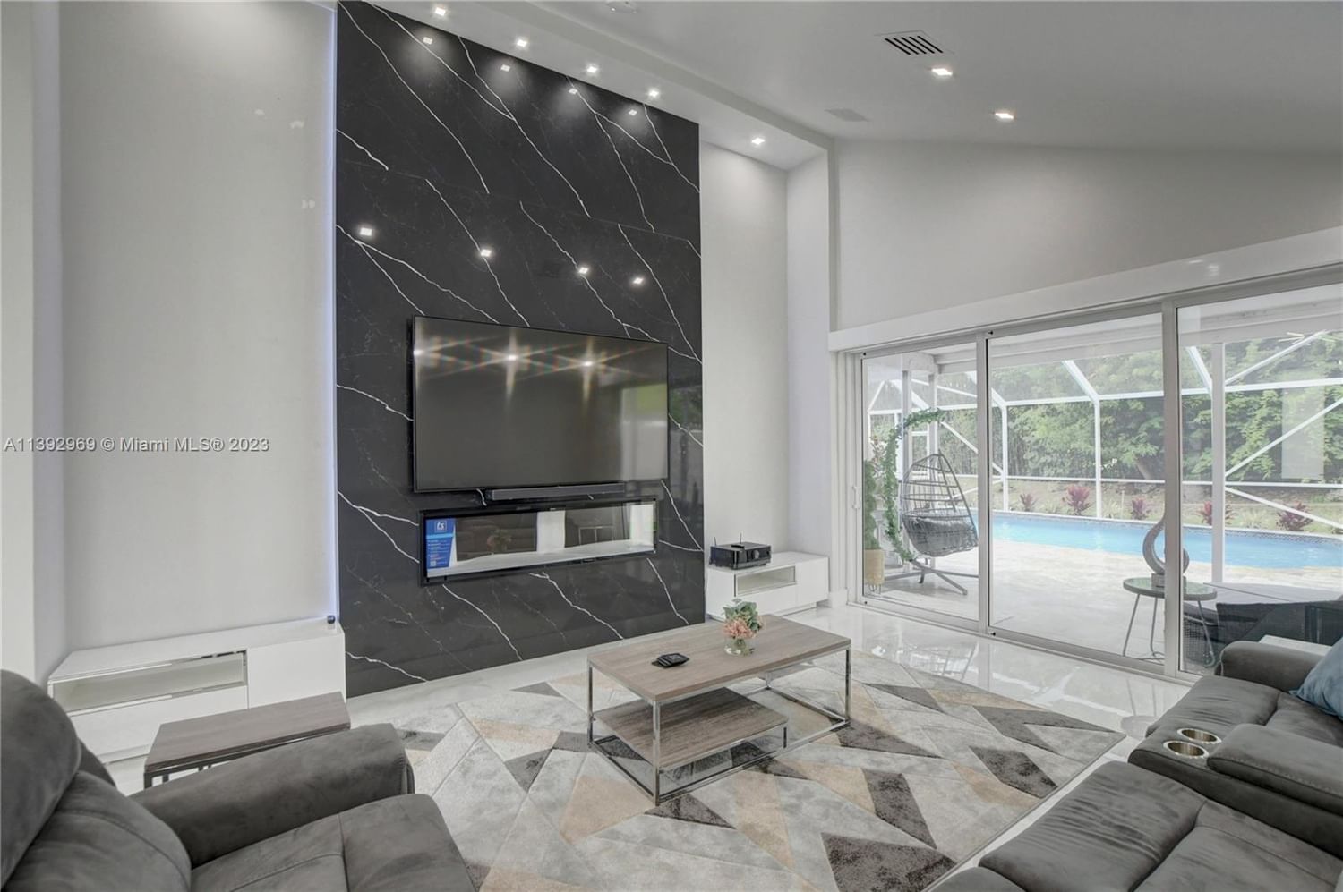 Real estate property located at 10438 Buena Ventura Dr, Palm Beach County, Boca Raton, FL