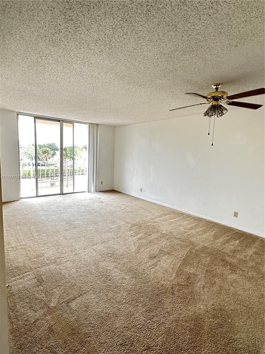 Real estate property located at 500 Executive Center Dr #3B, Palm Beach County, West Palm Beach, FL