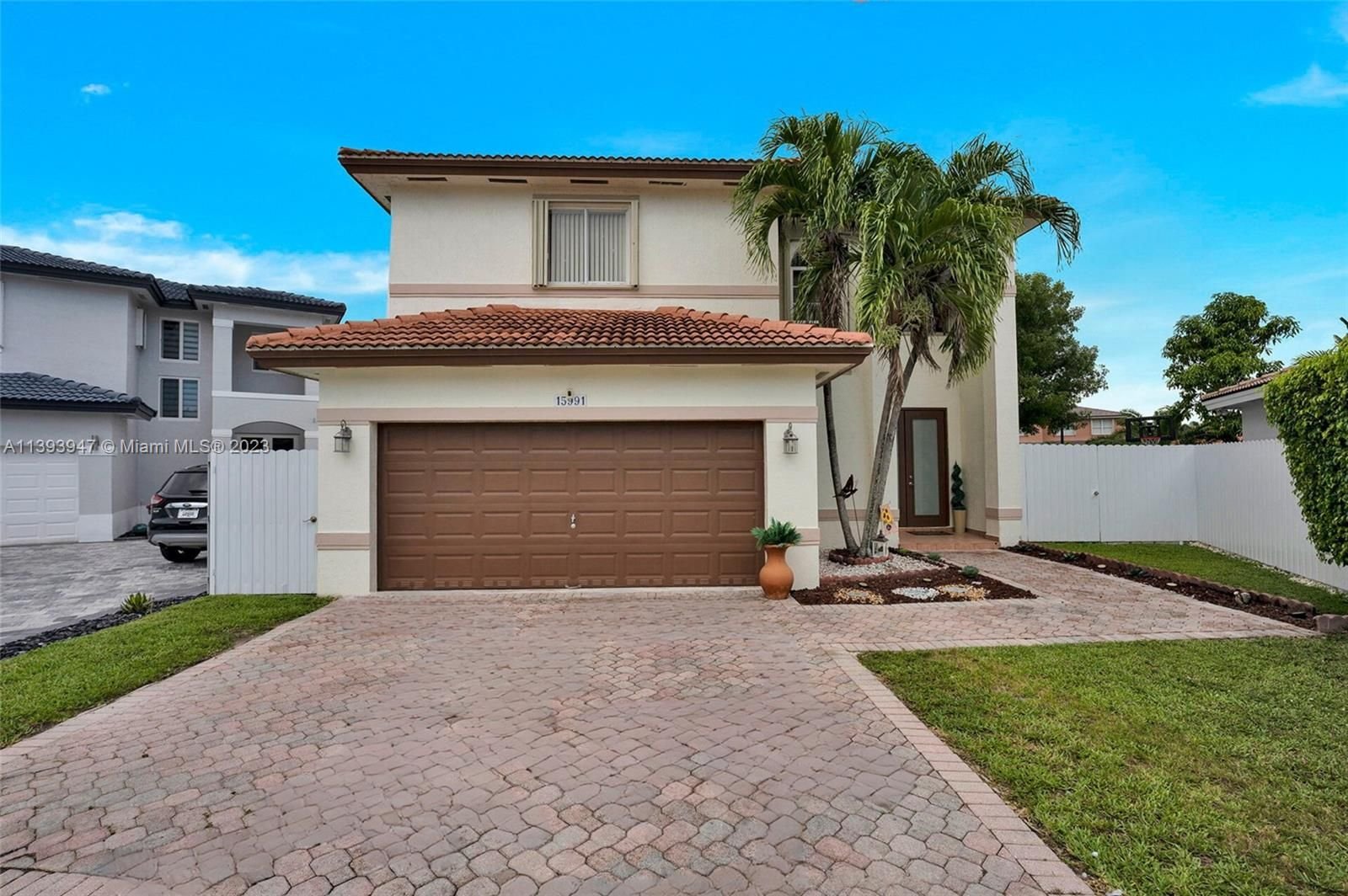 Real estate property located at 15991 64th Ter, Miami-Dade County, Miami, FL