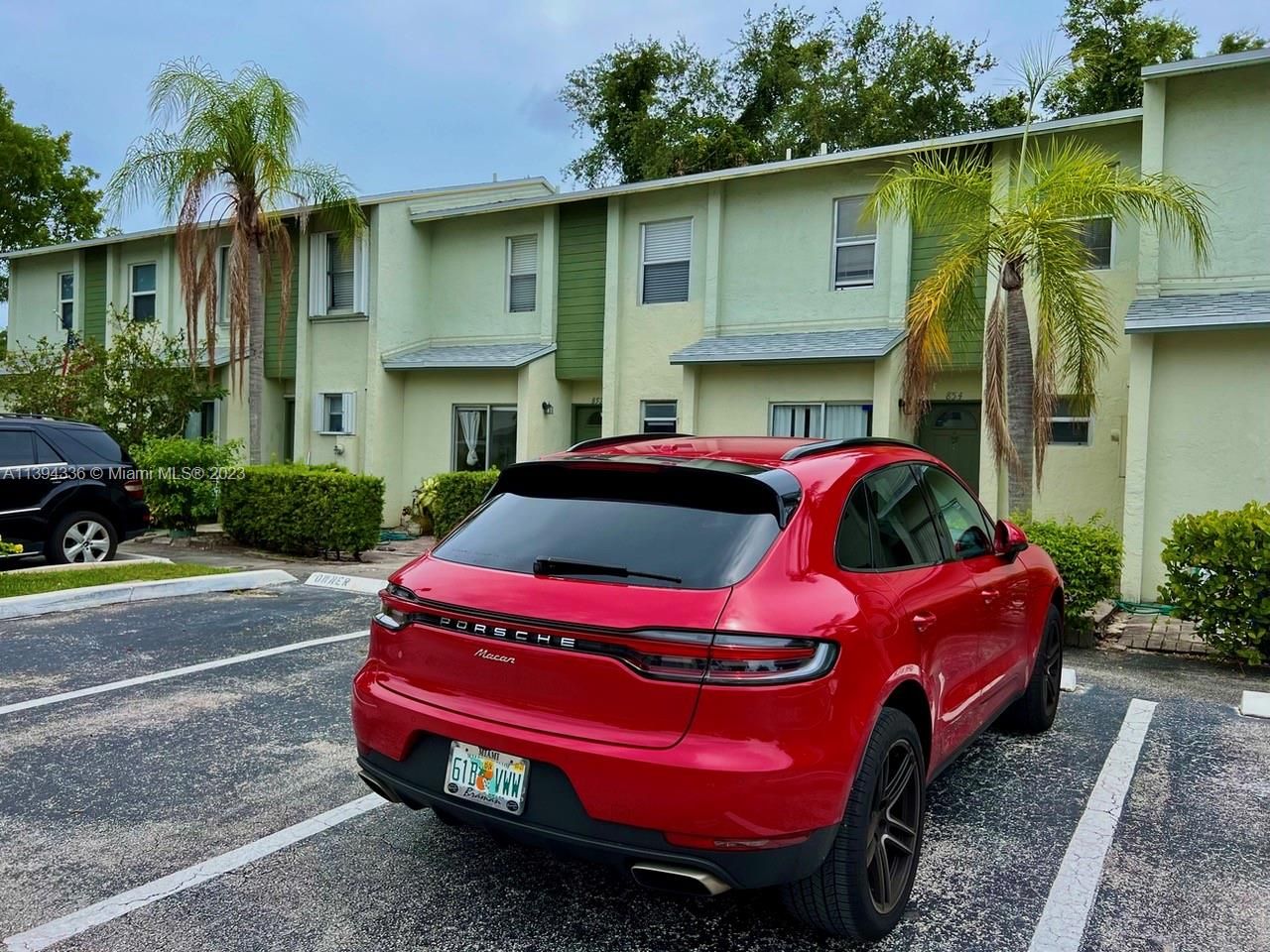 Real estate property located at 854 Crystal Lake Dr #854, Broward County, Deerfield Beach, FL