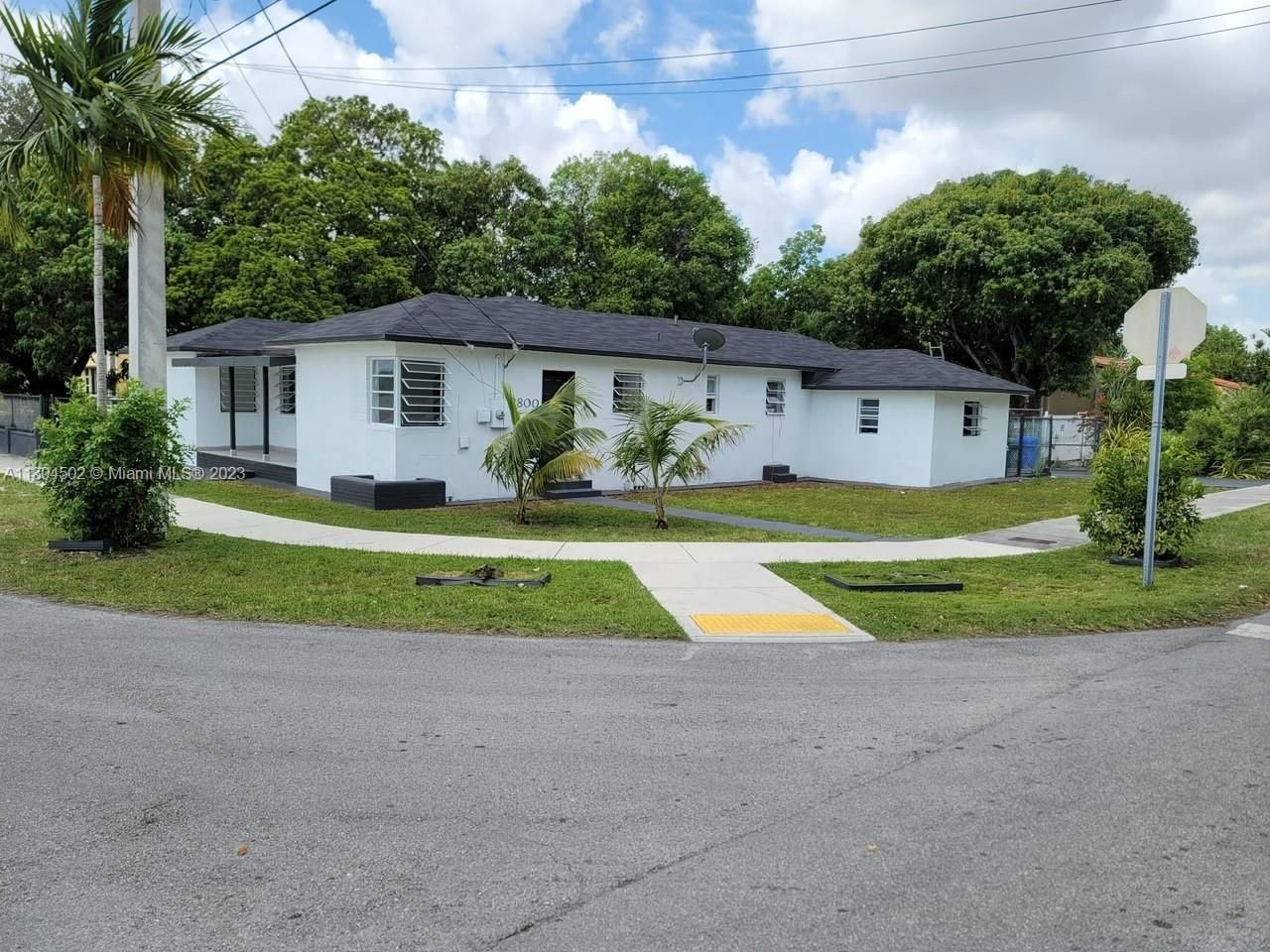 Real estate property located at 2800 4th St, Miami-Dade County, Miami, FL