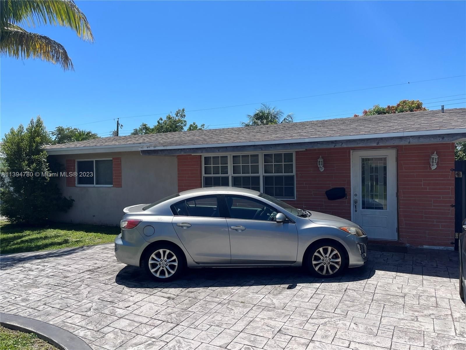 Real estate property located at 8140 11th Ct, Broward County, BOULEVARD HEIGHTS SEC 9, Pembroke Pines, FL